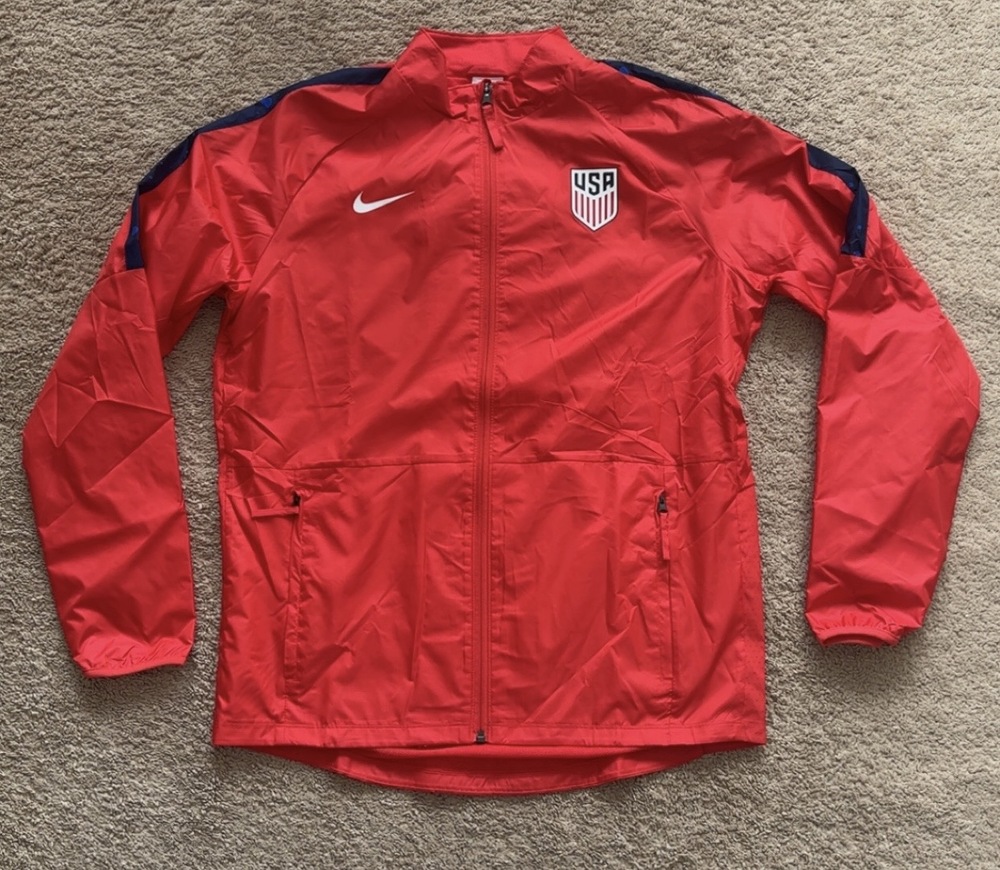 USA Soccer Nike Repel Academy AWF Men's Jacket Red Size Medium Windbreaker Mesh